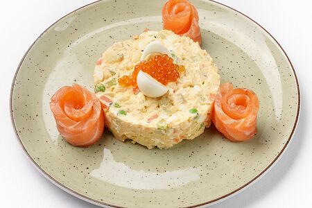 Оливье со слабосоленым лососем