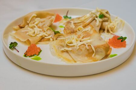 Блины с икрой и маслом