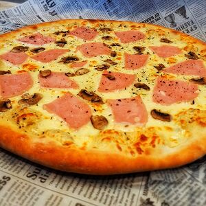 Пицца Ветчина и грибы