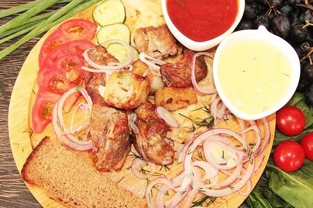 Шашлык из cвинoй лопатки