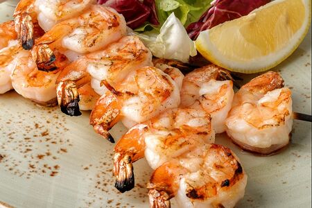 Тигровые креветки на гриле