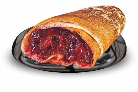 Блин с брусничным джемом