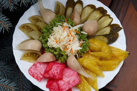 Ассорти из солений