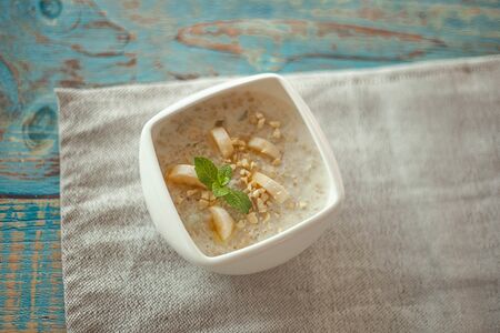 Каша овсяная на молоке