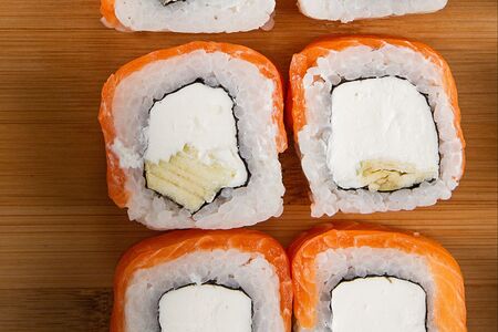 Филадельфия с яблоком