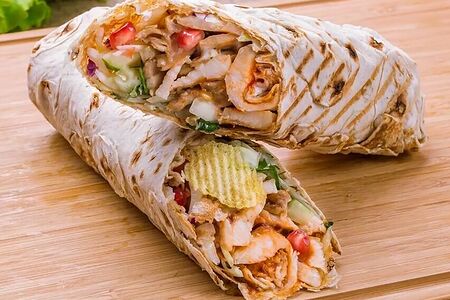 Классическая шаурма со свининой на мангале