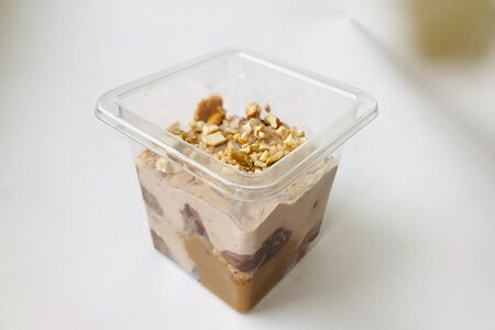 Сникерс в стаканчике