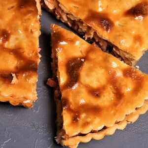 Мексиканский пирог с курицей половинка