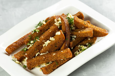 Гренки с чесноком и сыром