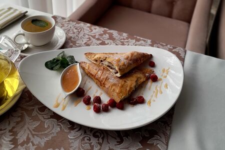 Штрудель яблочный