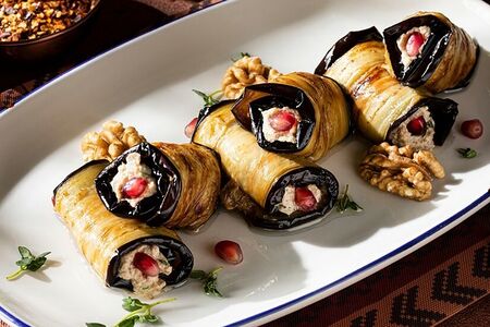 Рулетики из баклажанов