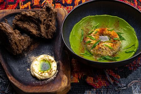 Форшмак с гуакамоле и зеленым луком