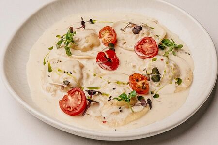 Равиоли с крабом в соусе биск