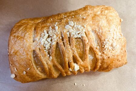 Штрудель с яблоком