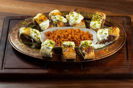 Бейти с йогуртом Yogurtlu Beyti