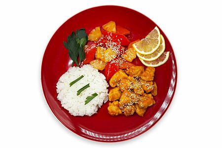 Курица с ананасами