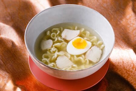 Детский рамен с курочкой и кудрявой лапшой