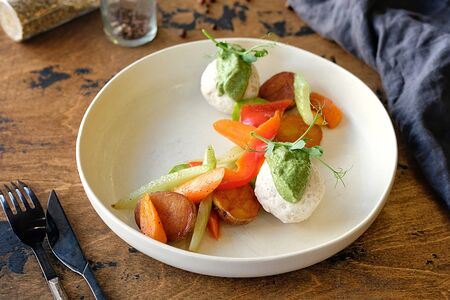 Боулы из рубленой индейки с овощами