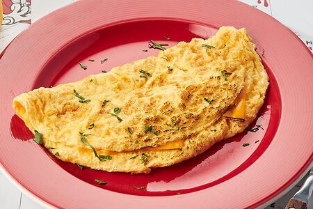 Омлет с сыром чеддер