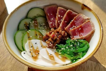 Поке с тунцом