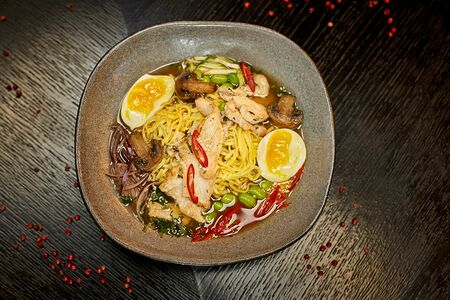 Рамен с курицей