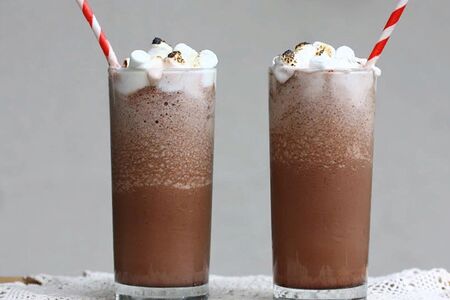 Молочный коктейль шоколадный