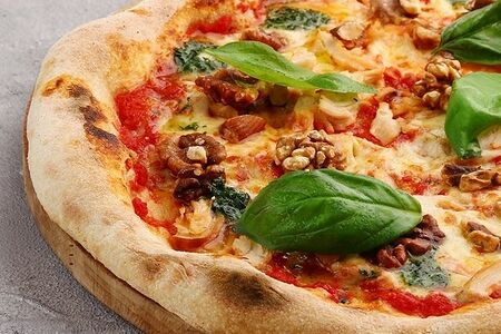 Курица и орехи