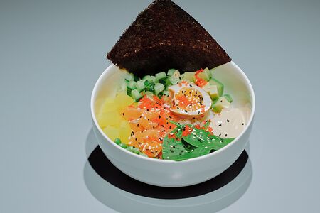 Боул с форелью