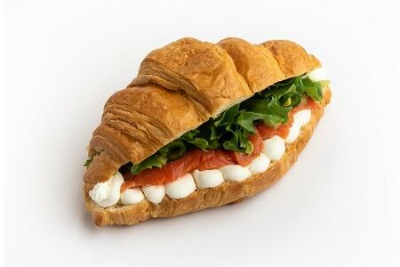 Круассан с сёмгой