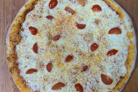 Пицца сырная