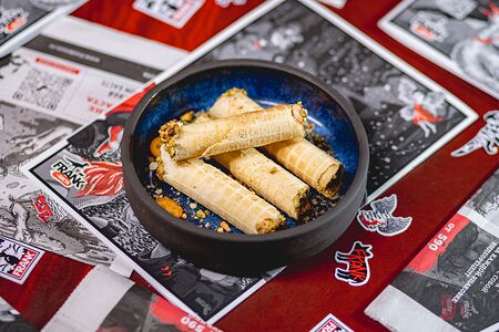 Вафельные трубочки с кремом из вареной сгущенки