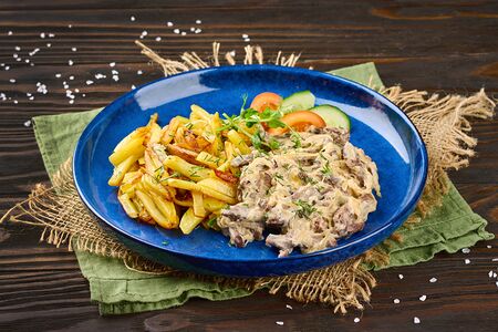 Лосятина по-строгановски