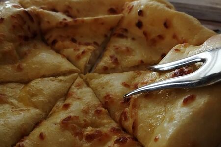 Хачапури по-имеретински