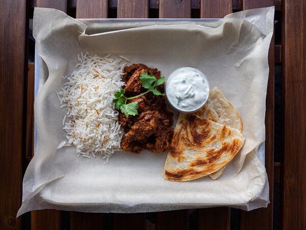 Кебаб и карри