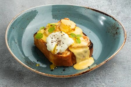 Бриошь с креветкой