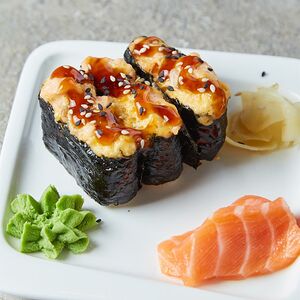 Суши запечённые с лососем