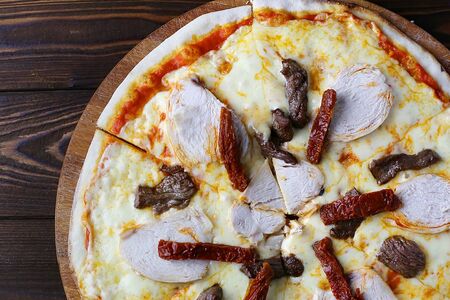 Мясная пицца