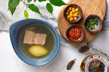 Консоме из телячьей грудинки