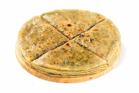 Балкарские хычины с сыром и зеленью