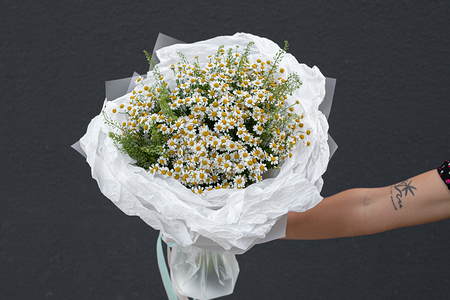 Букет цветов из ромашек Камила