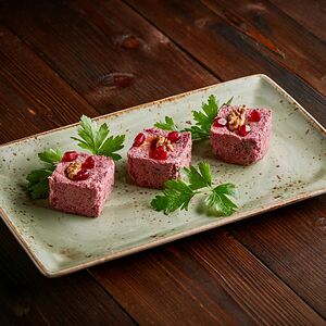 Пхали из свеклы и капусты с грецкими орехами