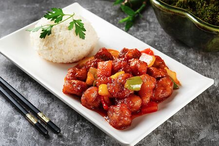 Жареная свинина с ананасом