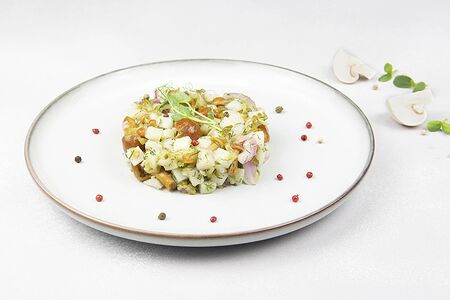 Салат Охотничий