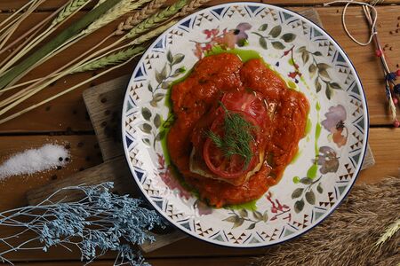 Судак по-казачьи с томатами