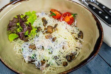 Куриный с грибами