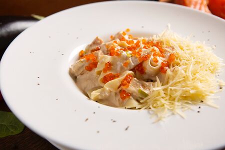 Папарделле с лососем в сливочном соусе