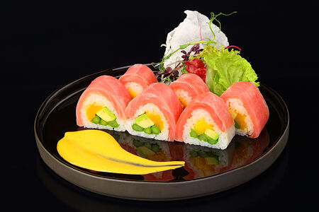 Ролл № 11 Тунец, спаржа, манго