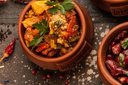 Аджапсандал на мангале