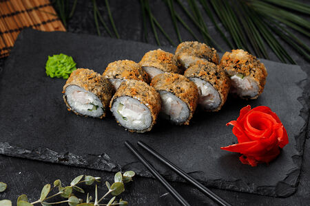 Жареный ролл с угрем