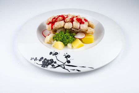 Судак в кисло-сладком соусе